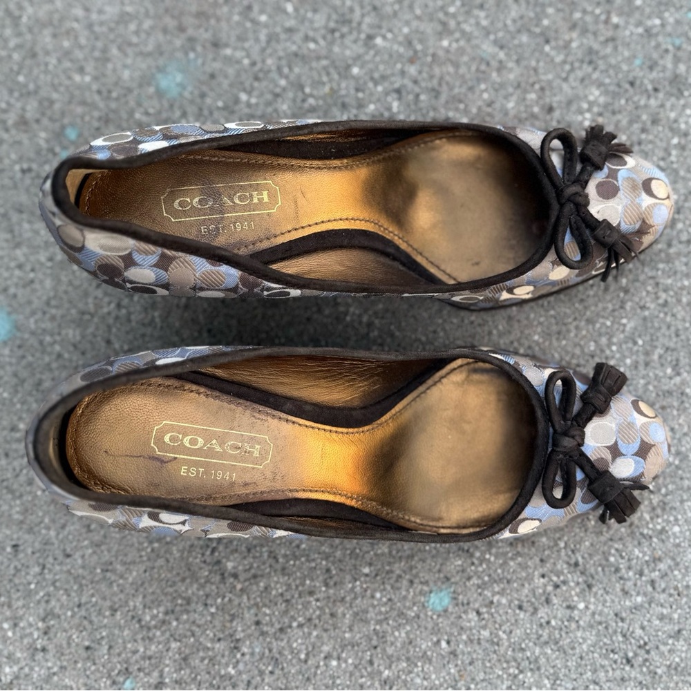 Coach Irene mini c's logo wedge heels women's size 8 preloved - Picture 7 of 9